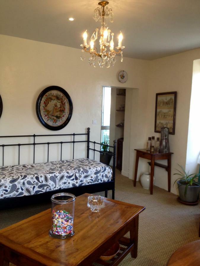 Chez L'Antiquaire Bed & Breakfast Hauterives Exterior foto